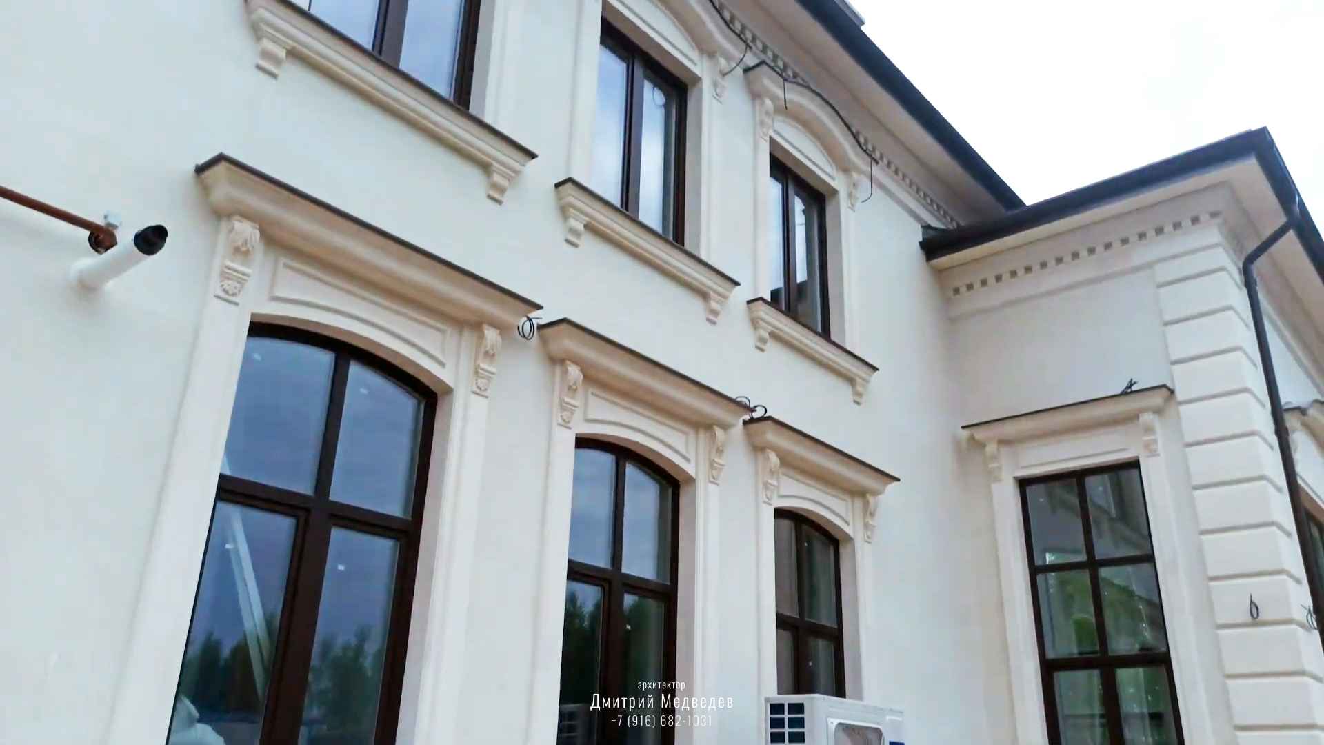 Главное отличие заключается в том, что цвет натурального камня создает природа. Главное отличие заключается в том, что цвет натурального камня создает природа.